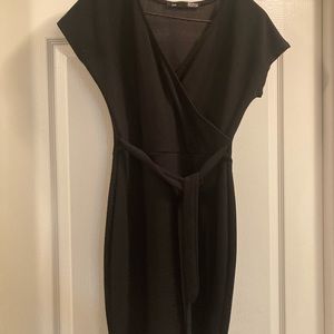 Dress with tie around waist